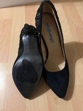 Black High Heels- Size 8